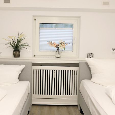 -Zimmer-Appartement Ueber 2 Etagen In Wenningstedt In Ruhiger Lage מראה חיצוני תמונה
